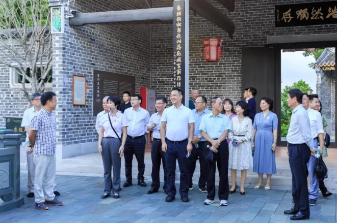 粤旺集团董事长万俊华陪同原中央统战部副部长胡德平赴惠州调研